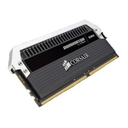 Corsair Dom. 16Go 2x8 D4 3600